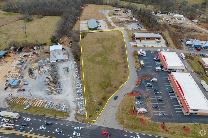 Cayer Ln, Columbia, TN à vendre - Aérien - Image 2 de 18