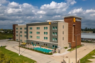 Plus de détails pour 21119 Interstate 45, Spring, TX - Services hôteliers à vendre