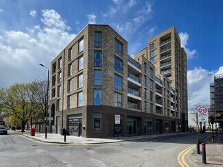 Plus de détails pour 75 Norman Rd, Londres - Bureau à louer