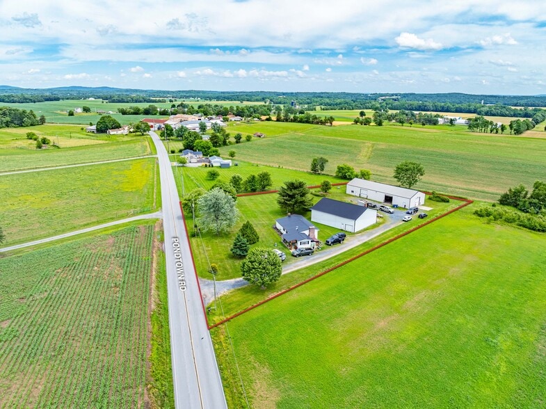 929 Pondtown Rd, Dillsburg, PA for sale - Building Photo - Image 1 of 7