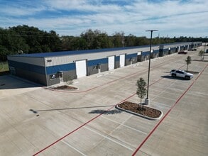 11701 Holderrieth Rd, Tomball, TX for lease Building Photo- Image 1 of 1