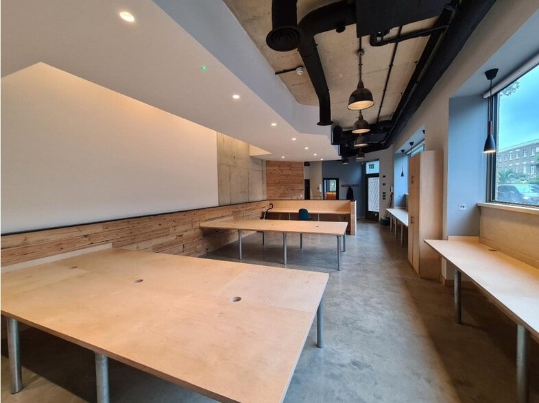 Camberwell New Rd, London for lease - Interior Photo - Image 2 of 7