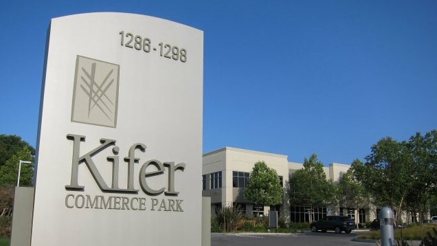 1286 Kifer Rd, Sunnyvale, CA à vendre - Photo du bâtiment - Image 2 de 7