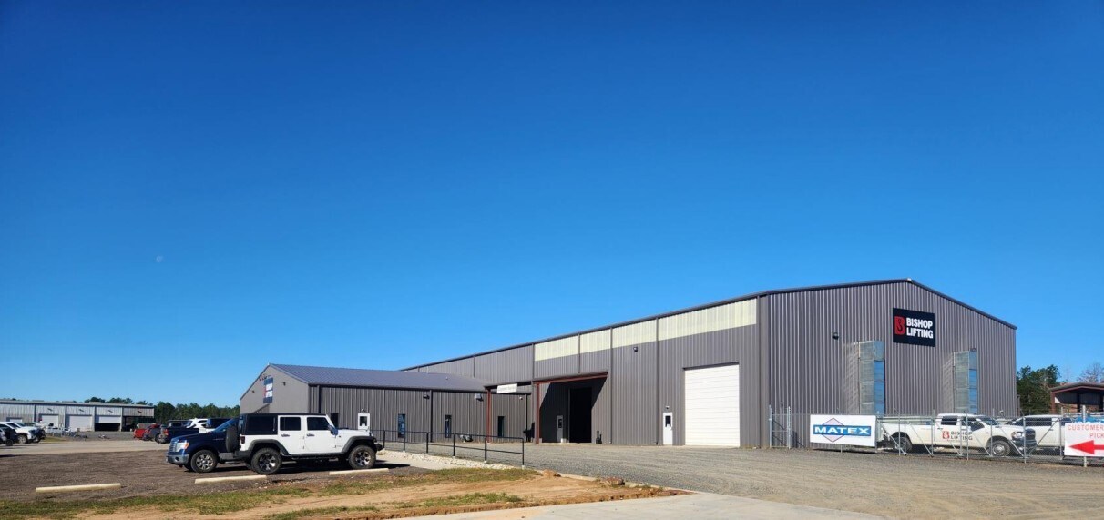 853 Marvin A Smith Rd, Kilgore, TX à louer Photo du bâtiment- Image 1 de 2