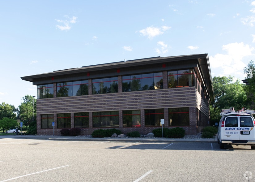 14451 Hwy 7, Minnetonka, MN for lease - Building Photo - Image 3 of 5