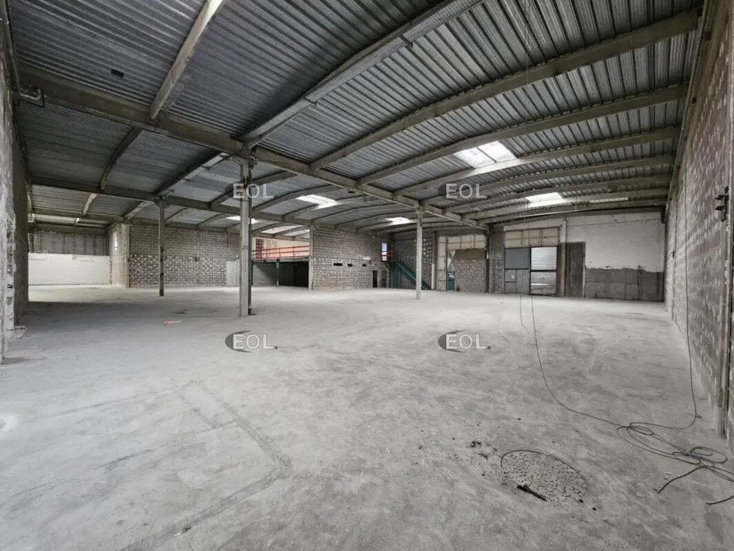Flex in Ivry-sur-Seine for lease Interior Photo- Image 1 of 8