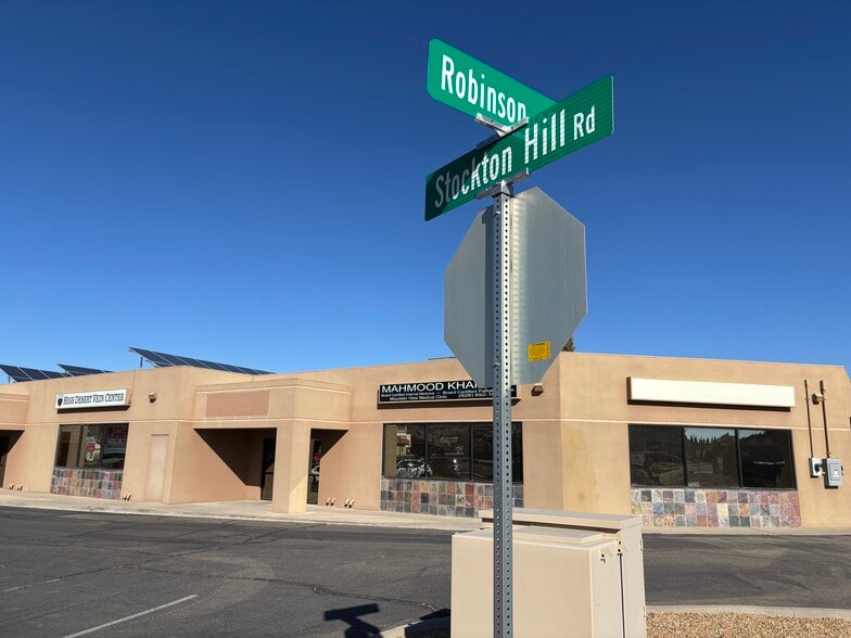 2002 N Stockton Hill Rd, Kingman, AZ for lease - Building Photo - Image 2 of 20