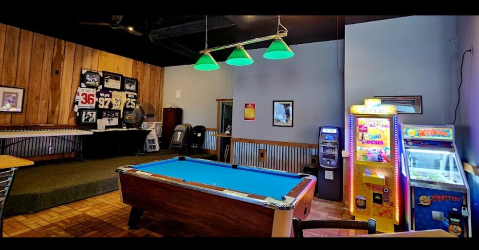 310-390 El Dorado Dr, Jordan, MN à louer - Photo du bâtiment - Image 3 de 21