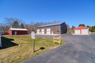 Plus de détails pour 480 E Parkdale Ave, Manistee, MI - Spécialité à vendre