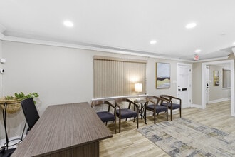 4651 Roswell Rd NE, Atlanta, GA for lease Building Photo- Image 2 of 3