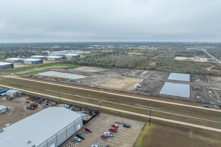 15902 Beamer Rd, Friendswood, TX for sale - Construction Photo - Image 2 of 7