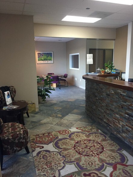 1525 E Ontario Ave, Corona, CA for sale - Building Photo - Image 2 of 14