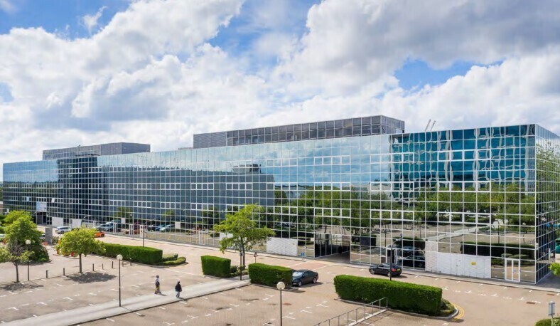 Elder Gate, Milton Keynes à louer - Photo du bâtiment - Image 3 de 29