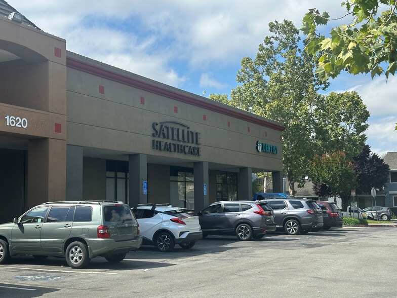 1636 E Capitol Expy, San Jose, CA for lease - Building Photo - Image 3 of 6