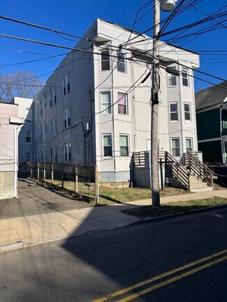 Plus de détails pour 373 Blatchley Ave, New Haven, CT - Multi-résidentiel à vendre