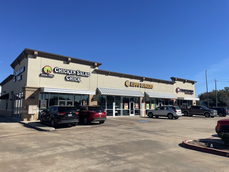 5409 Crenshaw Rd, Pasadena, TX à vendre - Photo du bâtiment - Image 2 de 5
