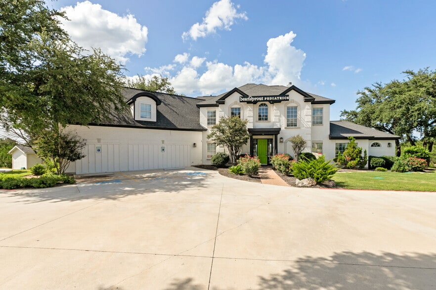 20424 Haystack Cv, Spicewood, TX for sale - Building Photo - Image 1 of 4