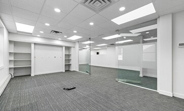 1575 7th St SW, Calgary, AB à louer Photo intérieure- Image 1 de 3