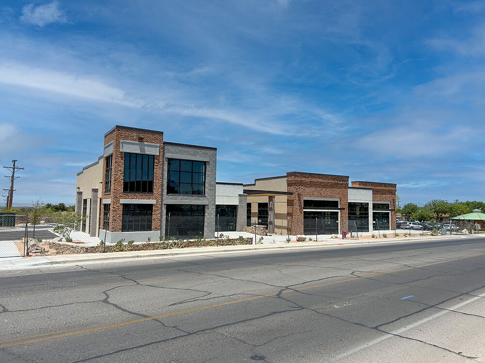 2530 Locust St, Las Cruces, NM for lease Primary Photo- Image 1 of 4