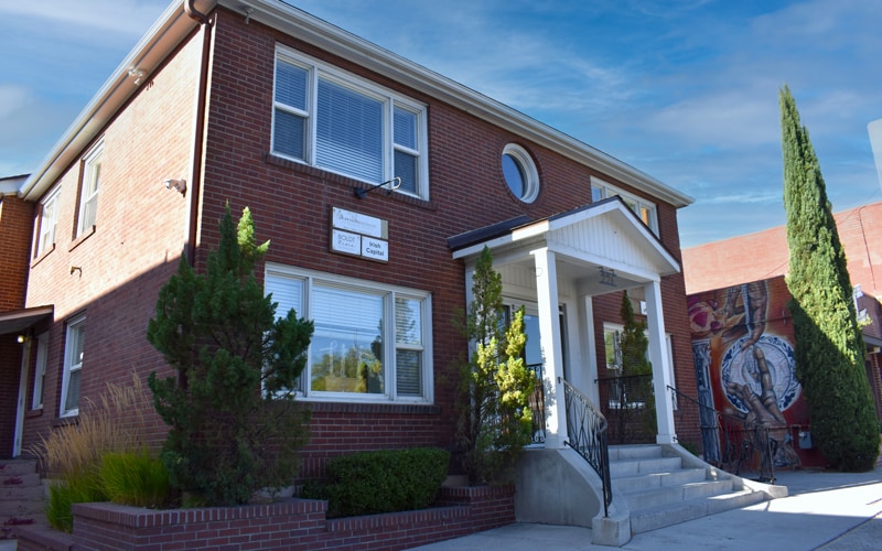 226 California Ave, Reno, NV à louer - Photo du bâtiment - Image 1 de 7