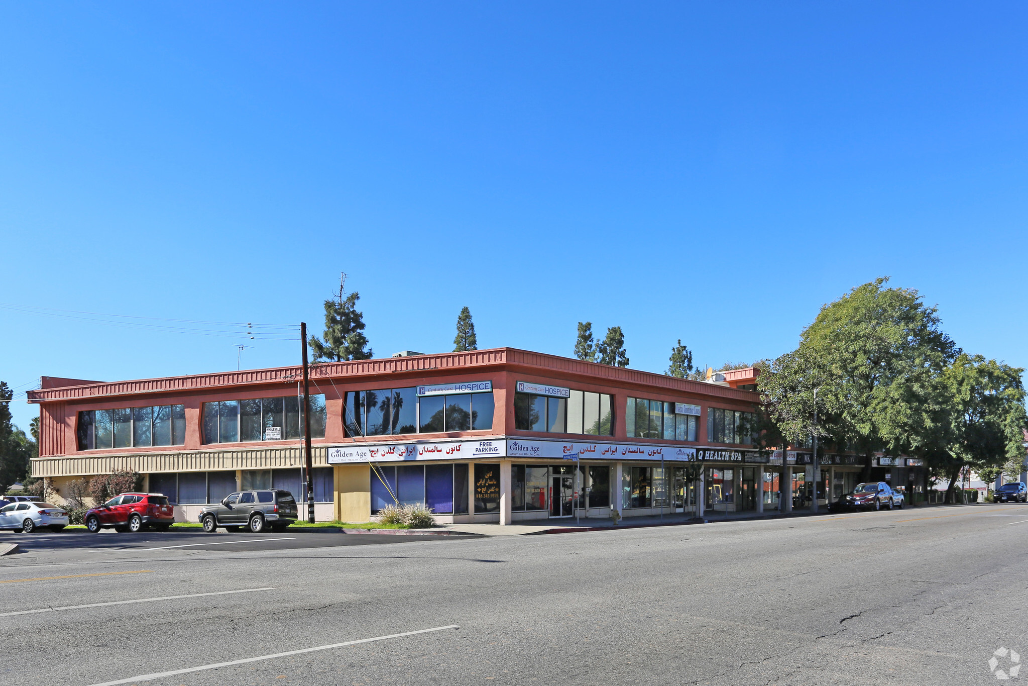 18330-18350 Ventura Blvd, Tarzana, CA for sale Primary Photo- Image 1 of 1