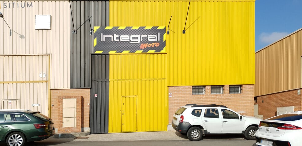 Calle Herrerías, 24, Tres Cantos, Madrid for lease - Building Photo - Image 2 of 11