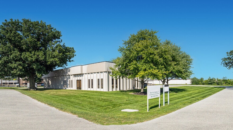 8501 Moller Rd, Indianapolis, IN for lease - Building Photo - Image 1 of 5