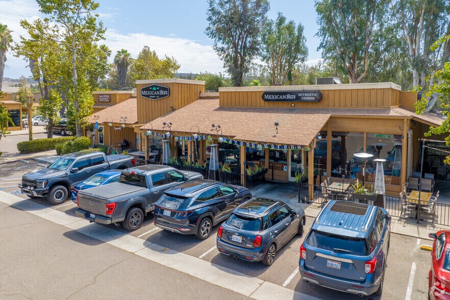 12207-12245 Poway Rd, Poway, CA à louer - Photo principale - Image 3 de 6