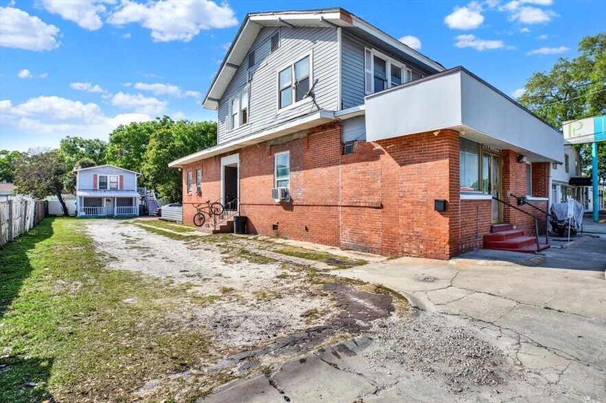 5210 N Nebraska Ave, Tampa, FL à vendre - Photo du bâtiment - Image 2 de 24