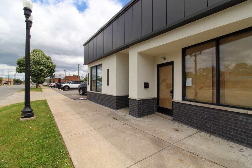 24431-24435 W Warren St, Dearborn Heights, MI à louer - Photo du bâtiment - Image 2 de 15