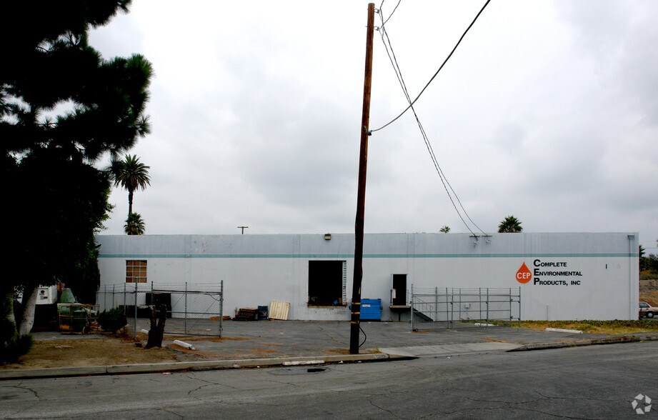 14353 E Gannet St, La Mirada, CA for lease - Primary Photo - Image 2 of 6