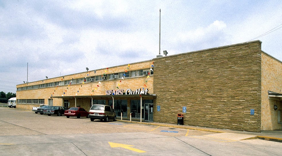 5901 Griggs Rd, Houston, TX for lease - Building Photo - Image 2 of 5