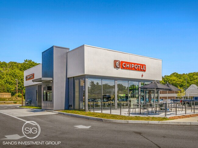 More details for 346 Timpany Blvd, Gardner, MA - Retail for Sale