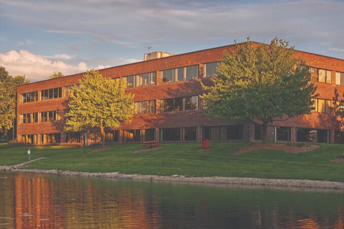 500 Waters Edge, Lombard, IL for lease Building Photo- Image 1 of 7