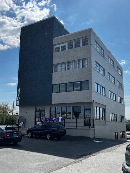 4708 Kirkwood Hwy, Wilmington, DE à louer - Photo du bâtiment - Image 2 de 5