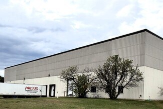 Plus de détails pour 33 Catamount Dr, Milton, VT - Industriel à vendre