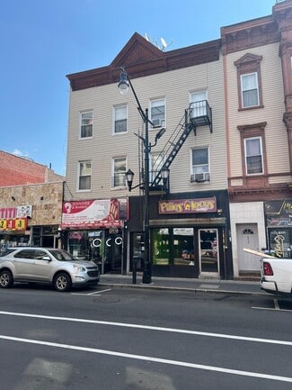 Plus de détails pour 4524 Bergenline Ave, Union City, NJ - Commerce de détail à louer