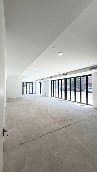 658 Washington Ave, Brooklyn, NY for sale - Building Photo - Image 3 of 12
