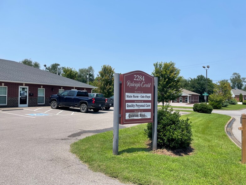 2284 Raleigh Ct, Clarksville, TN for lease - Building Photo - Image 2 of 6