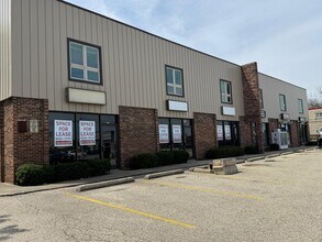 20370 Rand Rd, Kildeer, IL à louer Photo du bâtiment- Image 2 de 2