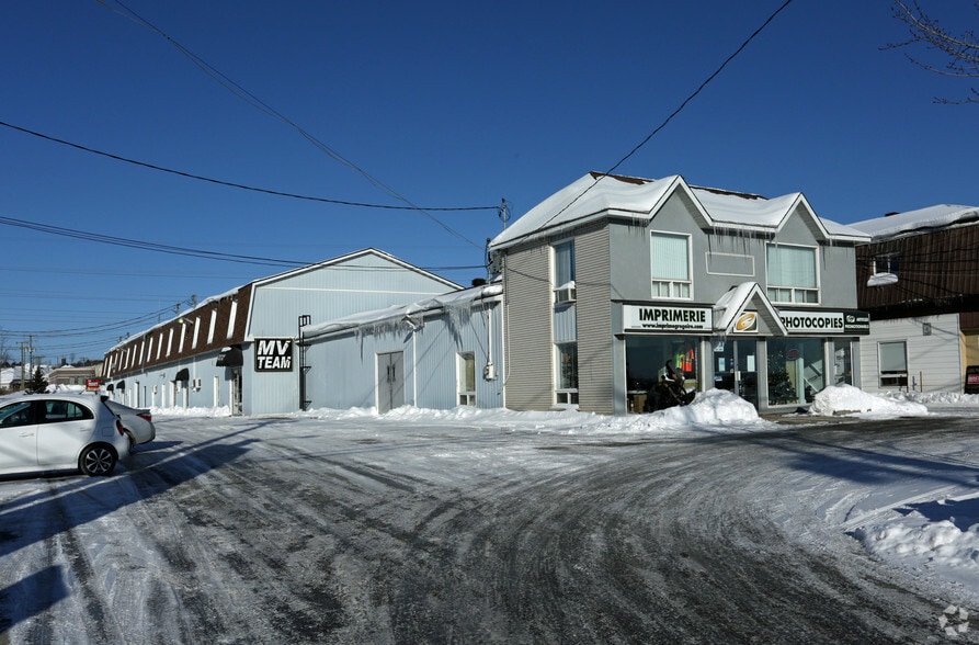 815 Boul Saint-René O, Gatineau, QC à louer - Photo principale - Image 1 de 7