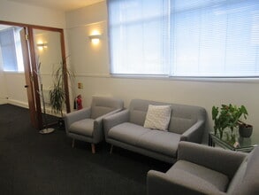 20-22 Worple Rd, Londres à louer Photo intérieure- Image 2 de 3