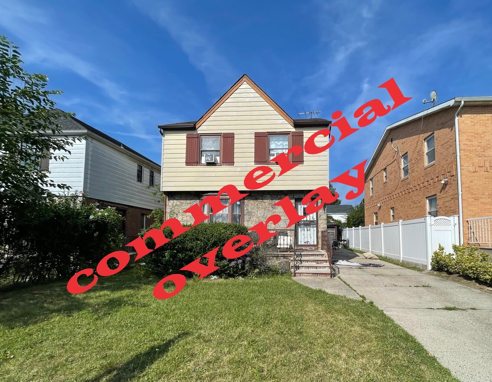 75-84 180 St, Fresh Meadows, NY à vendre Photo du bâtiment- Image 1 de 6