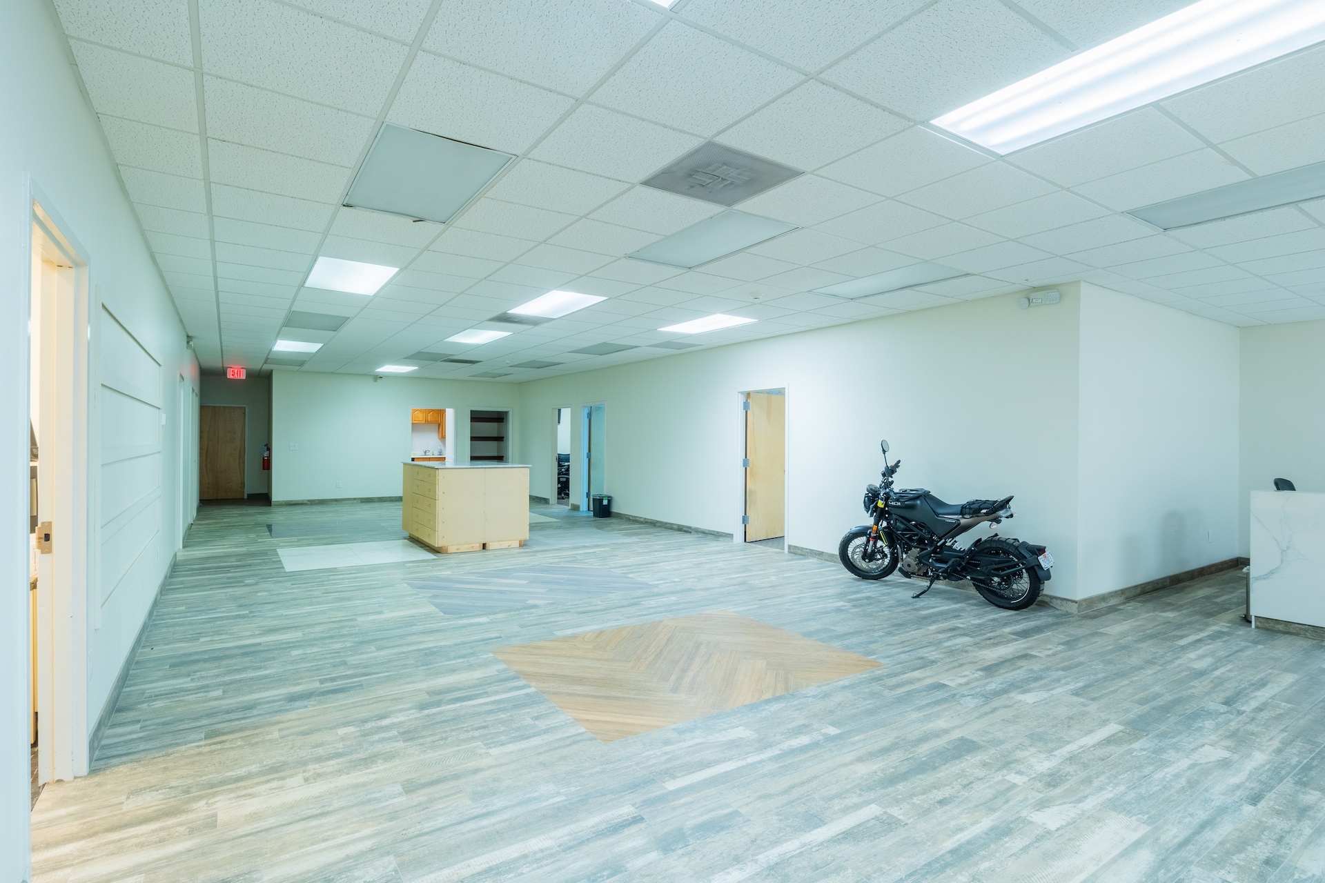 663 Pennsylvania Ave, Elizabeth, NJ for lease Interior Photo- Image 1 of 23