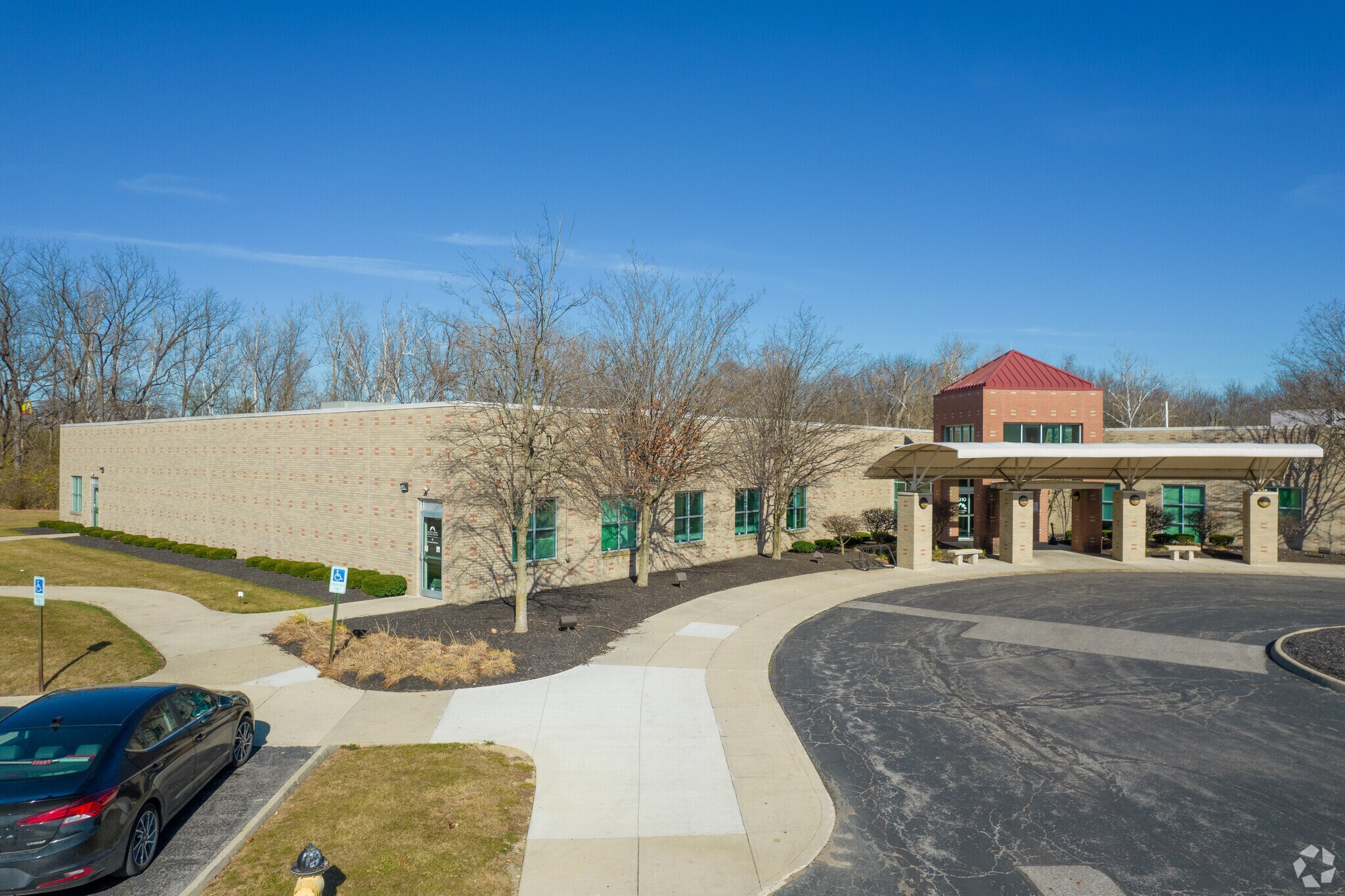 4300-4310 Clime Rd, Columbus, OH à louer Photo du bâtiment- Image 1 de 11