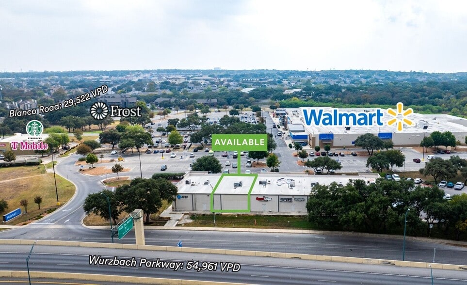 938 Wurzbach Pky, San Antonio, TX à louer - Photo du bâtiment - Image 2 de 7