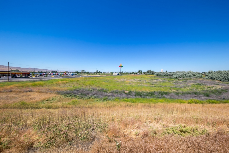 Wine Country Rd, Prosser, WA à vendre - Photo principale - Image 1 de 1