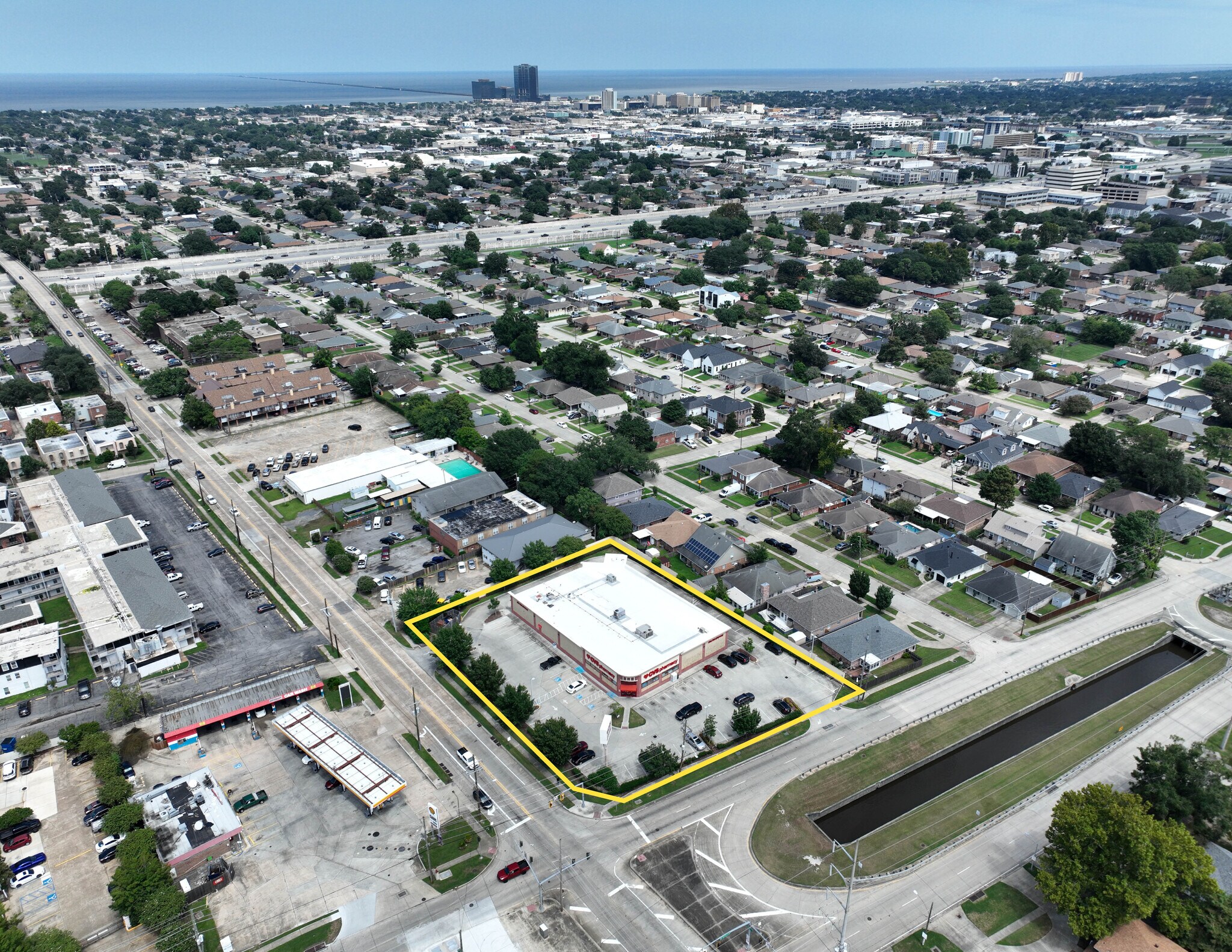 2105 Cleary Ave, Metairie, LA à vendre Photo du bâtiment- Image 1 de 1