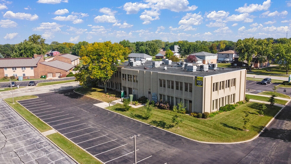 507 W Kendall Dr, Yorkville, IL for lease - Building Photo - Image 3 of 23