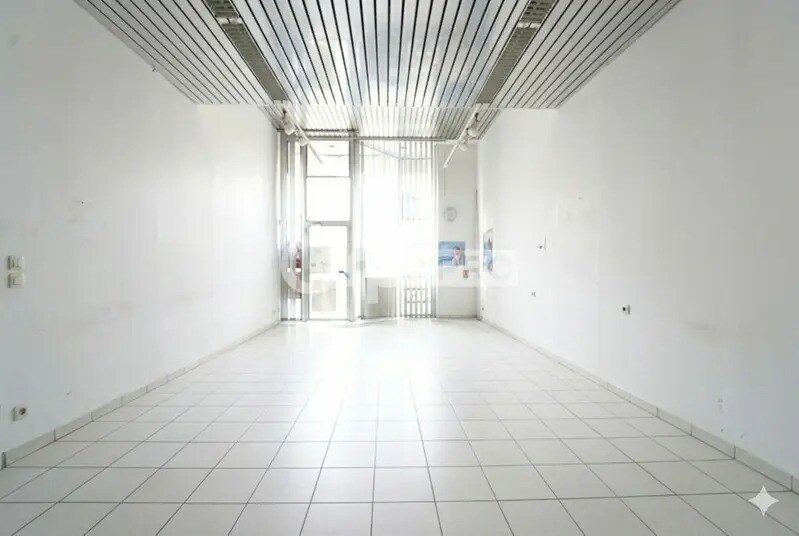 Immeuble residentiel dans Villeurbanne à vendre - Photo intérieure - Image 3 de 7